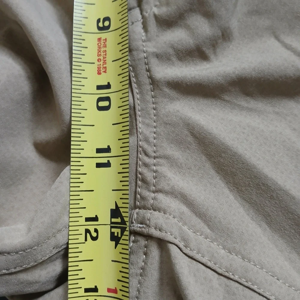 The North Face Hiking Shorts‎ Mens 38 Tan Khaki Technical Cargo Trail Utility